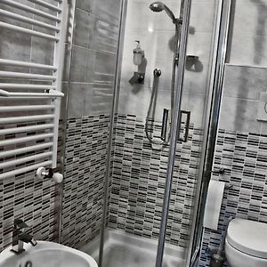 Budget Private Bathroom Queen Room